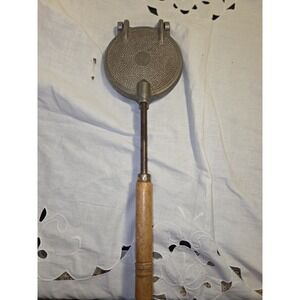 Vintage Vitantonio #4 Pizzelle Stove Top Iron